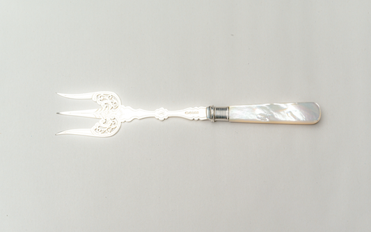 Toasting Fork with Mother of Pearl handle